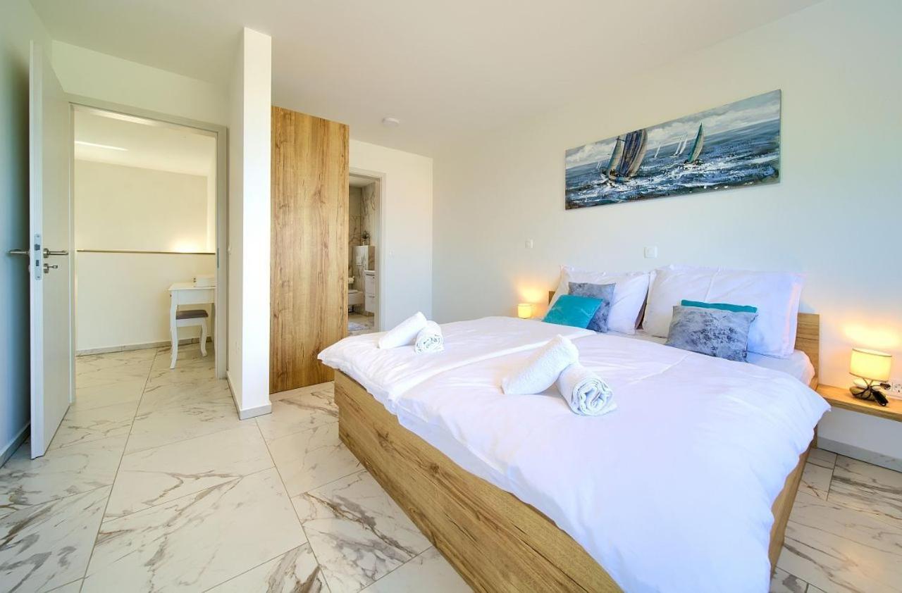 Rasopasno Holiday House Sea & Sun Residence מראה חיצוני תמונה
