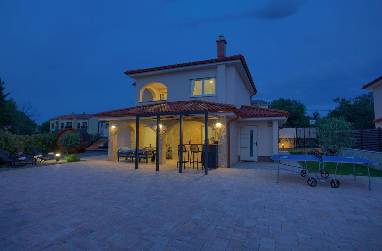 Rasopasno Holiday House Sea & Sun Residence מראה חיצוני תמונה