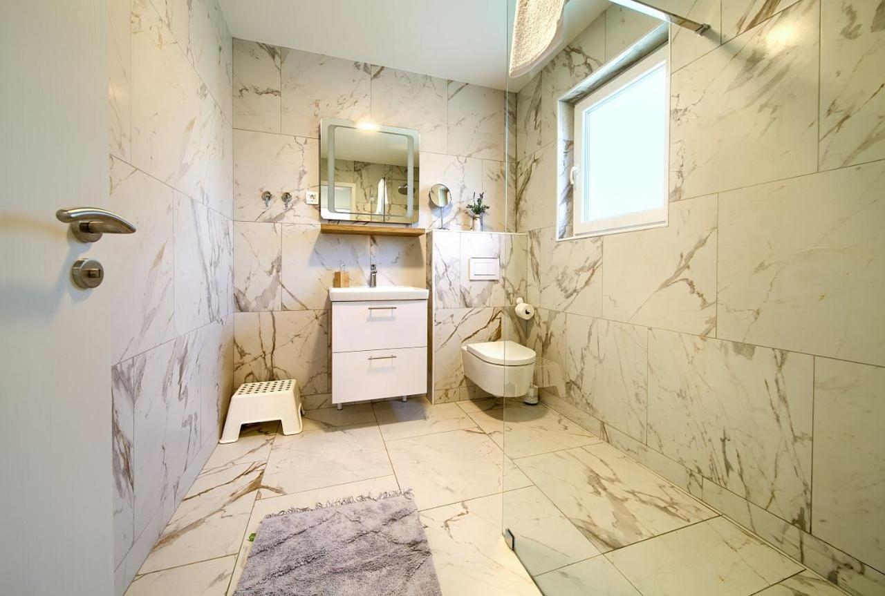 Rasopasno Holiday House Sea & Sun Residence מראה חיצוני תמונה
