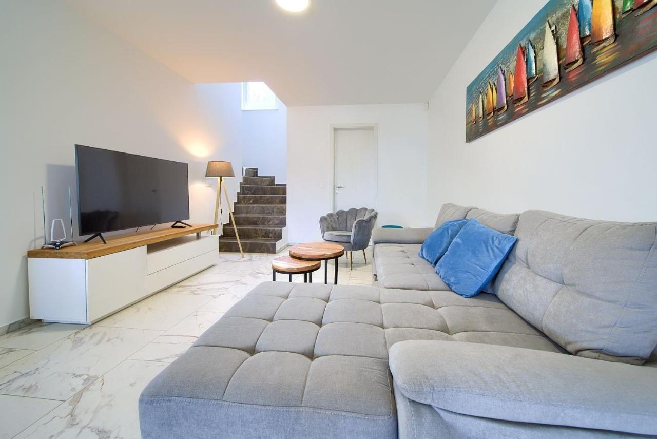 Rasopasno Holiday House Sea & Sun Residence מראה חיצוני תמונה